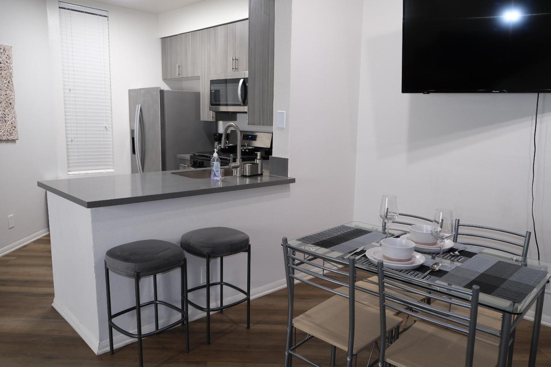 Exclusive In Mdr-venice With Pool, Gym & Hottub Appartement *