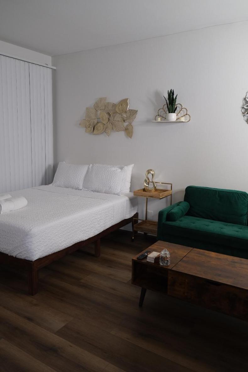Exclusive In Mdr-venice With Pool, Gym & Hottub Appartement