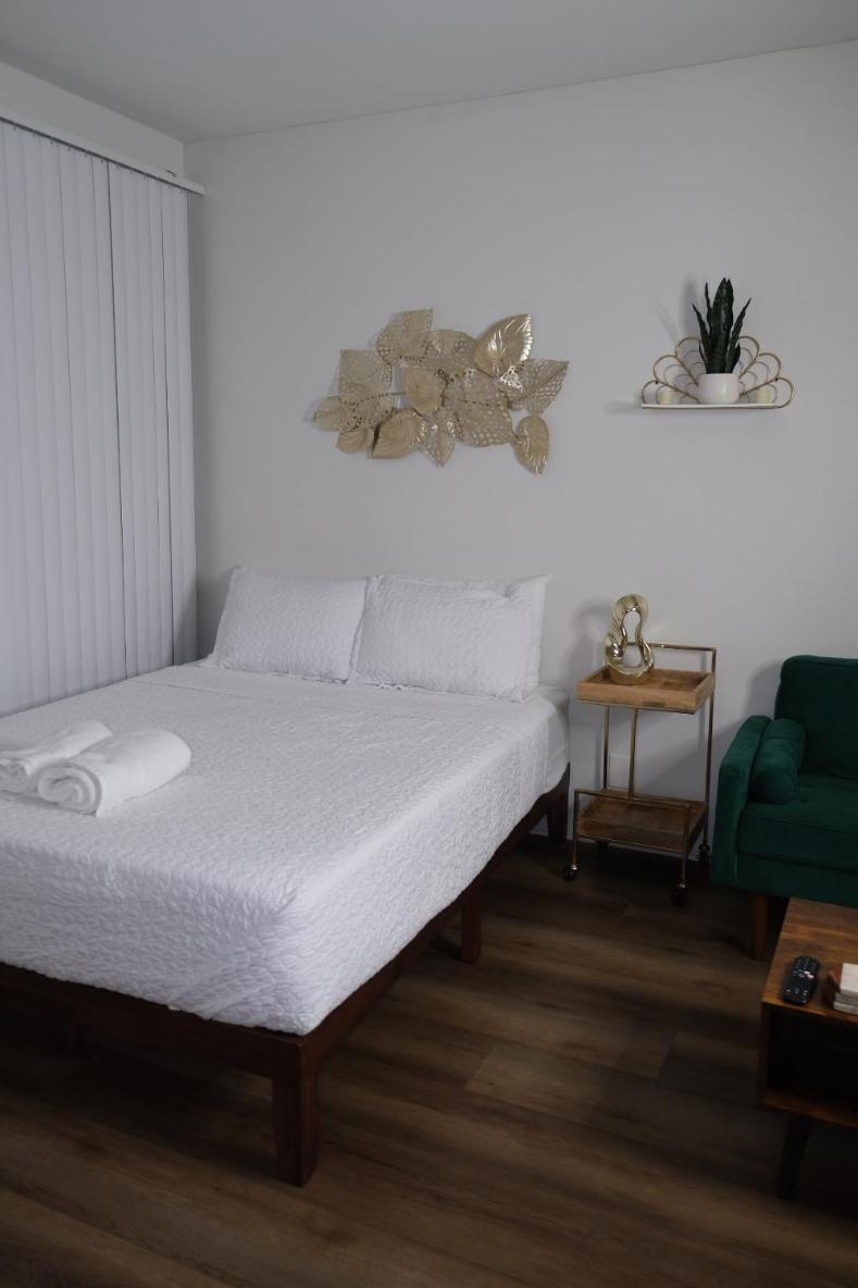 Exclusive In Mdr-venice With Pool, Gym & Hottub *